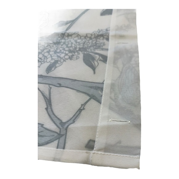 Bird & Toile Floral Pattern Shower Curtain - NEW! - Picture 3 of 9